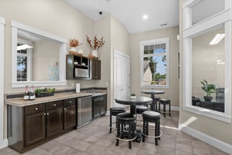 Meridian Firs Apartments in Puyallup, WA - Building Photo - Building Photo