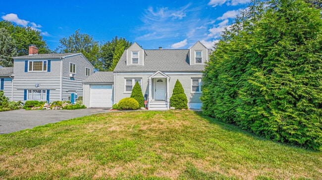 4070 Madison Ave in Bridgeport, CT - Building Photo - Building Photo