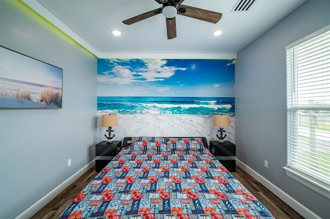 property at 413 Pompano Ln