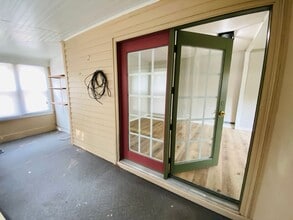 822 N Washington St in Aberdeen, SD - Foto de edificio - Building Photo