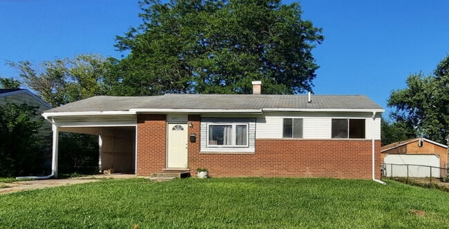 property at 6211 Bermuda Ln