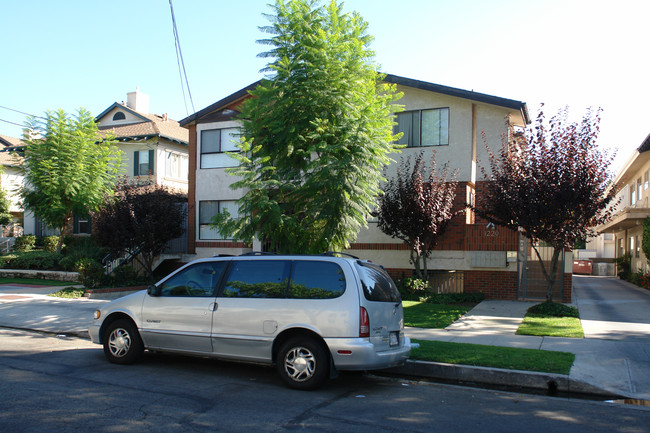 1220 Stanley Ave in Glendale, CA - Building Photo - Building Photo