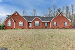 522 River Chase in Hoschton, GA - Building Photo