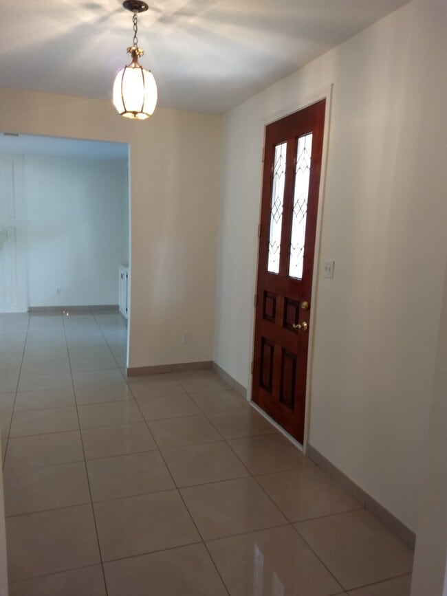 property at 7211 N Hearthstone Green Dr