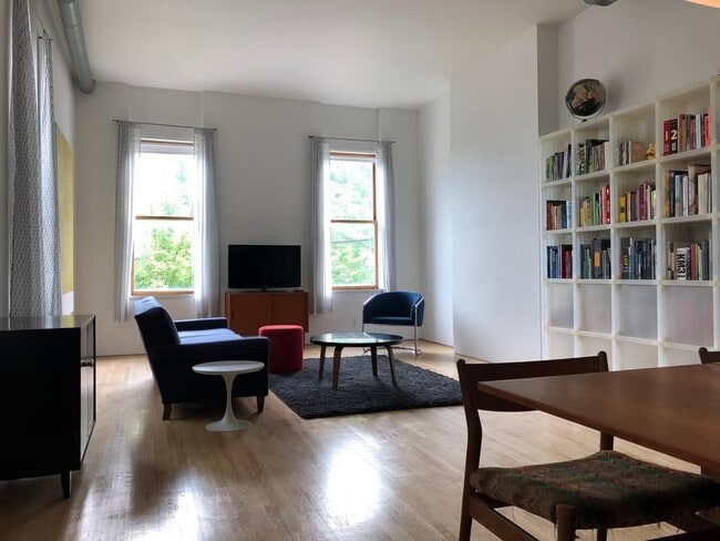 property at 402 Warner st