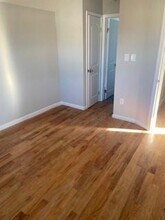 643 Beach 67th St-Unit -2nd Floor in Queens, NY - Foto de edificio - Building Photo