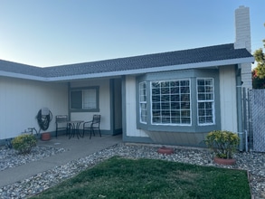 8907 Amerigo Ave in Orangevale, CA - Building Photo - Building Photo