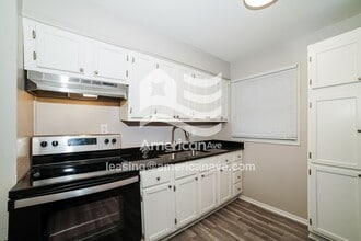 2647 W Nebraska Ave in Peoria, IL - Building Photo - Building Photo