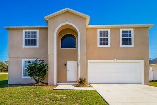 1401 Punta Gorda Dr in Kissimmee, FL - Building Photo