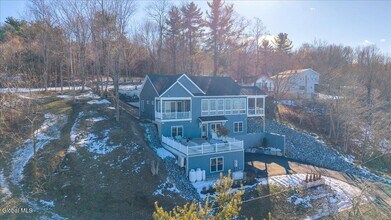 91 Rodgers Ln in Saratoga Springs, NY - Building Photo - Building Photo