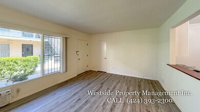 145 N La Peer Dr in West Hollywood, CA - Building Photo - Building Photo