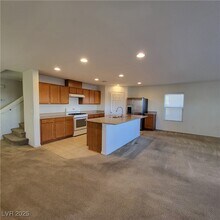 9282 Keystone Ridge Ave in Las Vegas, NV - Building Photo - Building Photo