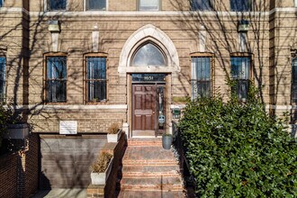 1651 Lamont St NW in Washington, DC - Building Photo - Building Photo