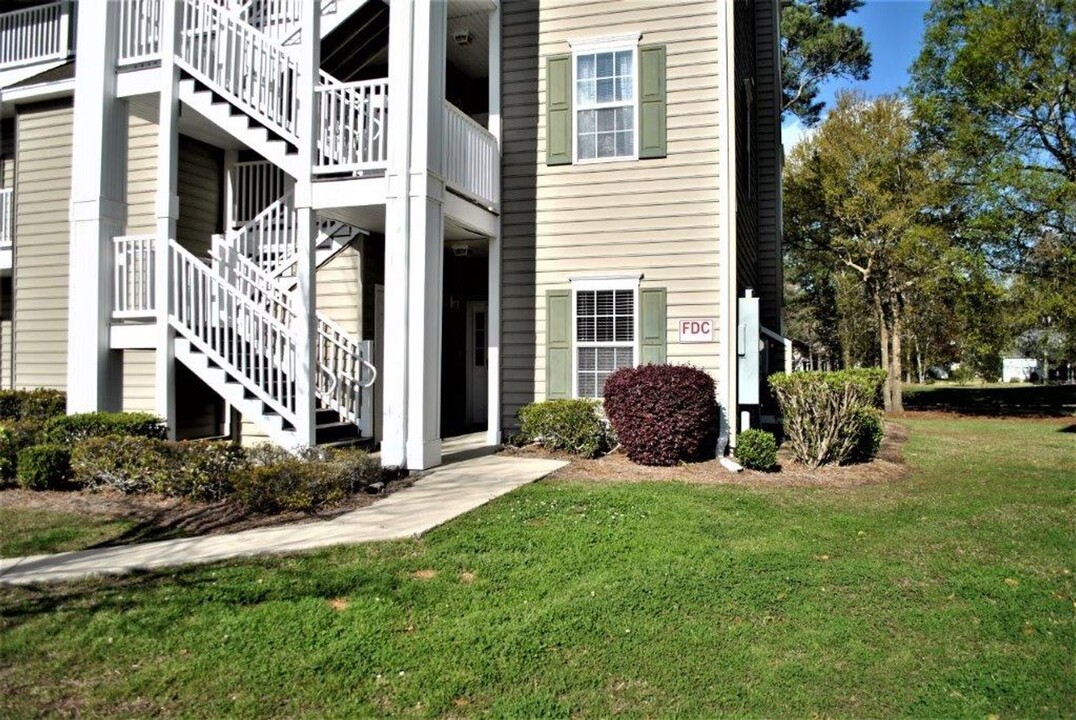 5810 Longwood Dr in Murrells Inlet, SC - Building Photo