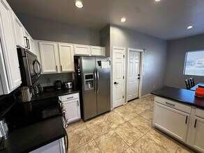 12442 N Pinnacle Vista Ct in Marana, AZ - Building Photo - Building Photo