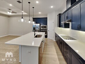 660 Kimber Ln in Debary, FL - Foto de edificio - Building Photo