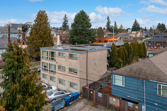 West Aries in Seattle, WA - Building Photo - Building Photo