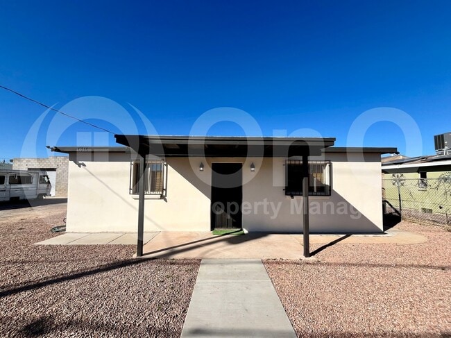 property at 1416 S Highland Ave