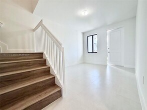 19113 SW 344th Ter in Homestead, FL - Foto de edificio - Building Photo