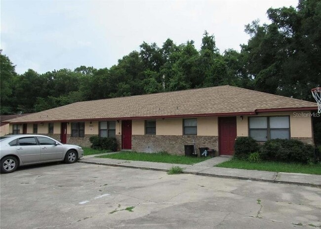 property at 3831 NE 41st St