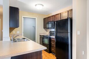 Newport Village in Crosby, TX - Building Photo