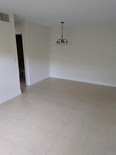 5220 NE 14th Way in Fort Lauderdale, FL - Building Photo - Building Photo