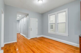 396 Union St in Jersey City, NJ - Building Photo - Building Photo