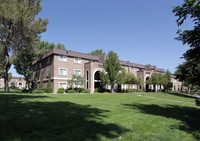 Sterling Park East in Las Vegas, NV - Building Photo - Building Photo