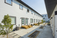 4507 17 Av SW in Calgary, AB - Building Photo - Building Photo