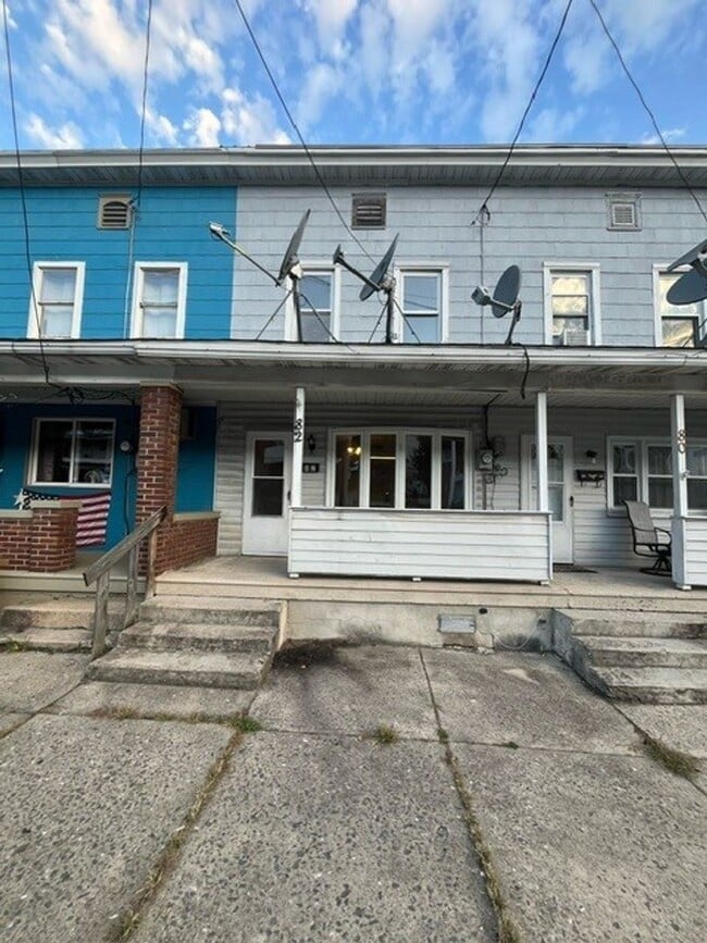 property at 82 W Center St