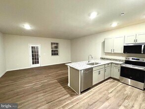 155 Rae Ct in Luray, VA - Building Photo - Building Photo