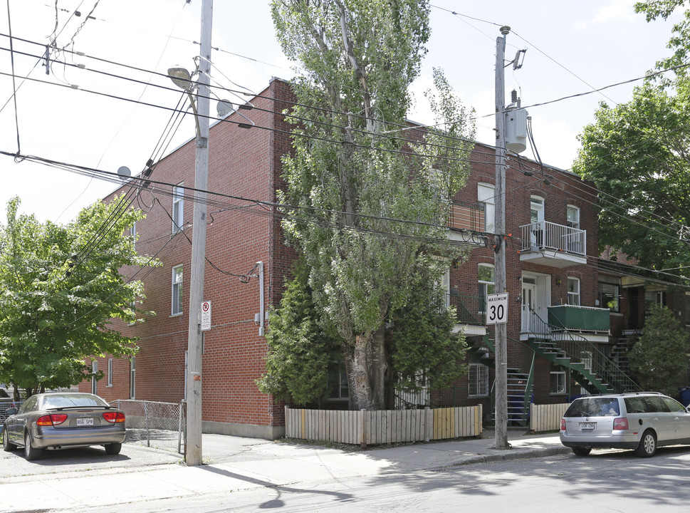 14-24 4e Avenue in Montréal, QC - Building Photo