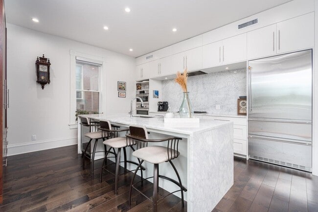 1730 N Franklin Pl in Milwaukee, WI - Building Photo - Building Photo