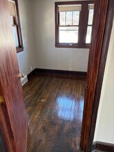 121 5th Ave SW, Unit First Floor in Cambridge, MN - Foto de edificio - Building Photo