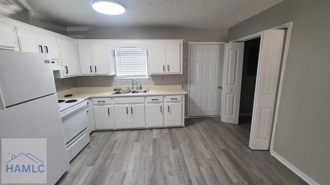 14-A Live Oak Loop in Ludowici, GA - Building Photo - Building Photo