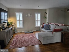 5407 Fantail Dr in Sykesville, MD - Building Photo - Building Photo