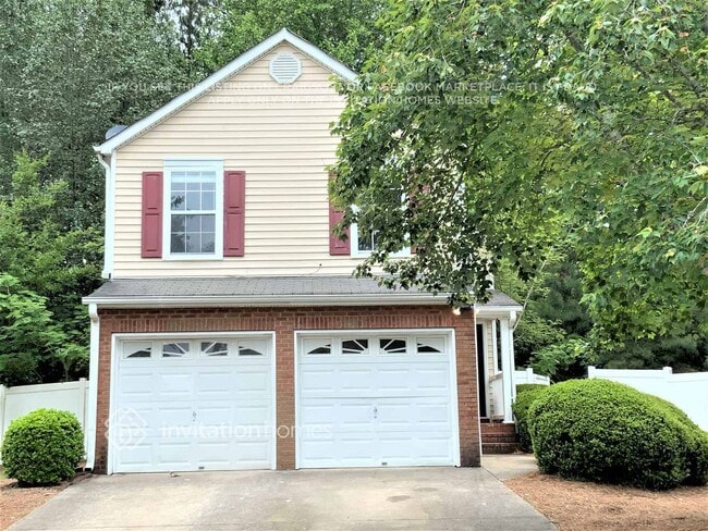 property at 315 Paxton Ct