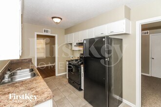 1347 Wilbec Rd in Memphis, TN - Building Photo - Building Photo