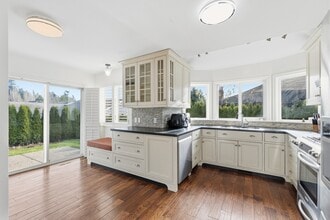 1148-1161 161 St in Surrey, BC - Building Photo - Building Photo