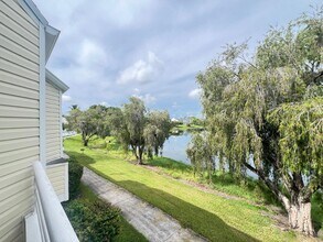 3477 NW 44th St in Lauderdale Lakes, FL - Building Photo - Building Photo