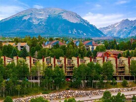 2402 Ryan Gulch Ct in Silverthorne, CO - Building Photo