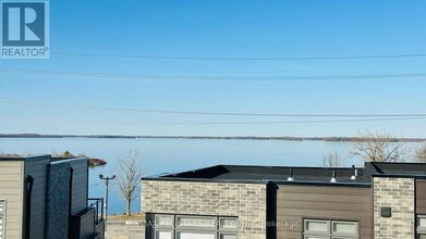 67 Wynwood Ln in Orillia, ON - Building Photo - Building Photo