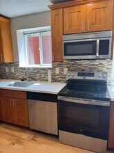 934 Martin Luther King Jr Way S, Unit B in Seattle, WA - Building Photo - Building Photo