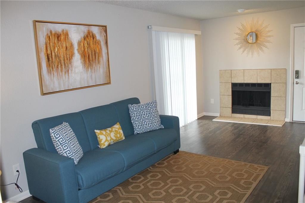 4502 Gaston Ave-Unit -107 in Dallas, TX - Foto de edificio