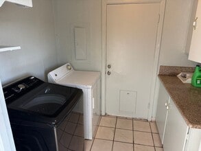 915 E Mesquite Ave in Las Vegas, NV - Building Photo - Building Photo