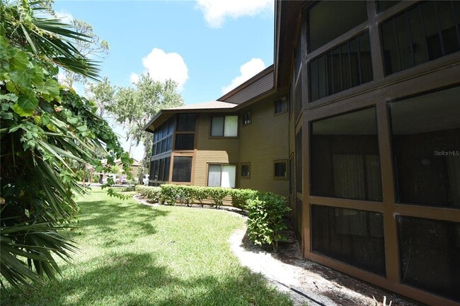 4 Southbury Ct in Palm Coast, FL - Building Photo - Building Photo