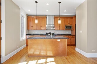 825 LaGrange Rd in La Grange, IL - Building Photo - Building Photo