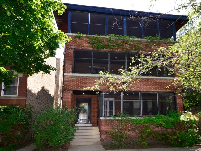 1505 Maple Ave