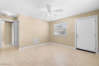 530 92nd Ave N in Naples, FL - Building Photo - Building Photo