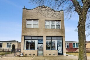 2516 W Pratt Blvd, Unit 2 in Chicago, IL - Building Photo